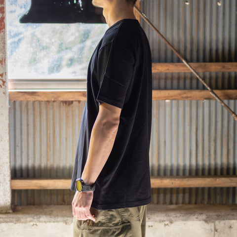 【コラボ】【数量限定】「RISE & WIN DRINKING TEAM Tee」/ Tシャツ