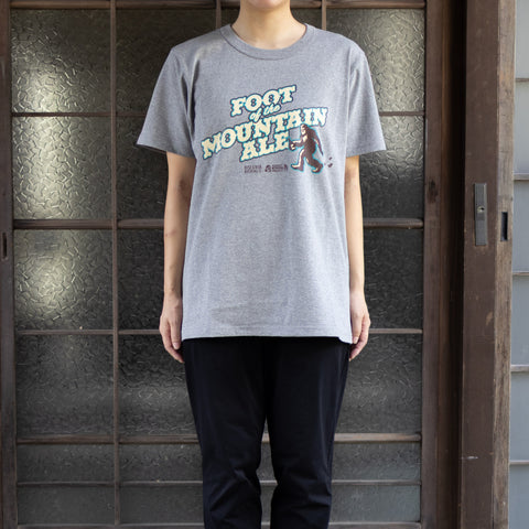 【コラボ】【数量限定】「FOOT OF THE MOUNTAIN ALE Tee」/ Tシャツ