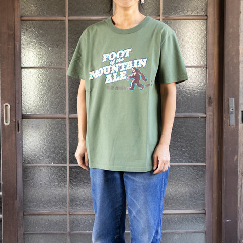 【コラボ】【数量限定】「FOOT OF THE MOUNTAIN ALE Tee」/ Tシャツ
