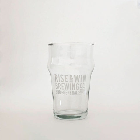 RISE & WIN オリジナル1/2パイント、ノニックグラス