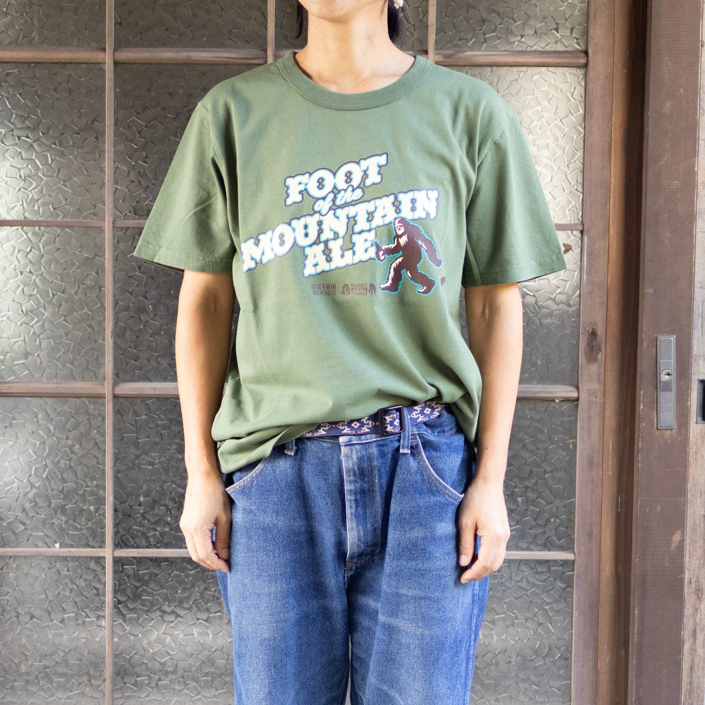 コラボ】【数量限定】「FOOT OF THE MOUNTAIN ALE Tee」/ Tシャツ